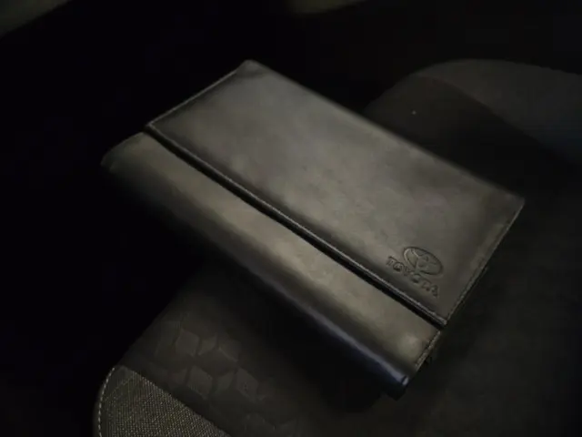 Toyota Yaris 1.0 VVT-i Active 2024 Benzine 10