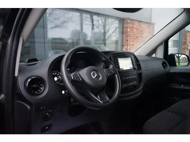 Mercedes-Benz Vito 119 CDI 4x4, Lang, 2021 Diesel 2