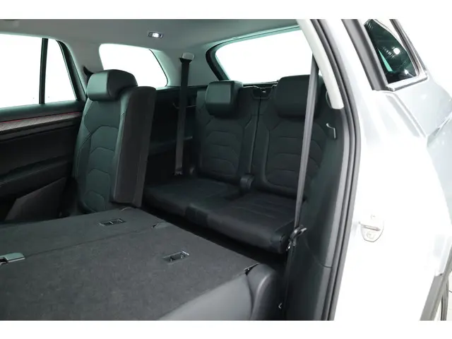 Škoda Kodiaq 1.5 TSI Style Business 7p. DSG 2023 Benzine 44