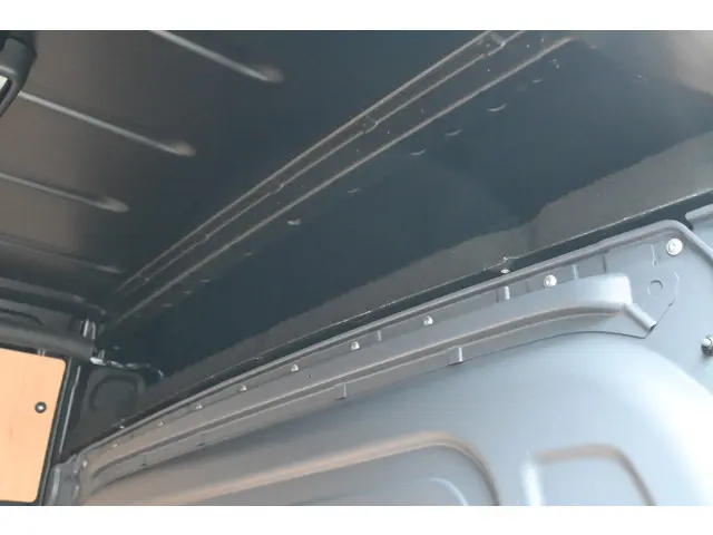 Mercedes-Benz Sprinter 317 CDI L2H2 2023 Diesel 14