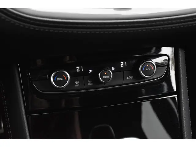 Opel Grandland X 1.2 Turbo Ultimate 2019 Benzine 29