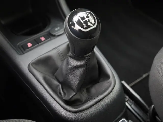 Volkswagen up! 1.0/60PK BMT move up! 2019 Benzine 23