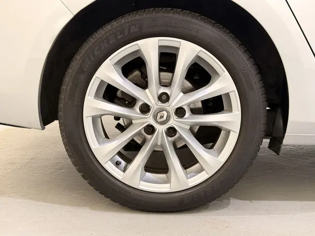 Renault Mégane SW 1.3 TCe 140 GT Line Aut 2019 Benzine 19