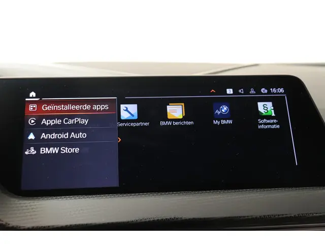 BMW 1 Serie 118i Business Edition Plus 2022 Benzine 35