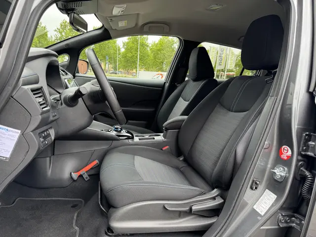 Nissan Leaf N-Connecta 40 kWh 2022 Elektrisch 9