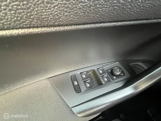 Volkswagen Polo 1.0 TSI Life nieuw model 2021 Benzine 10