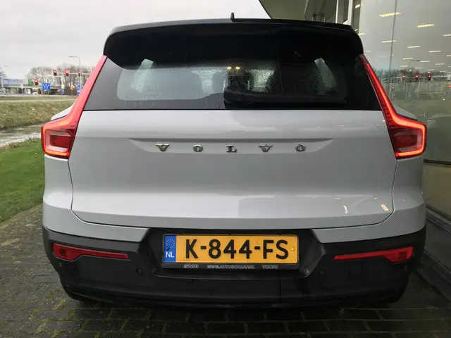 Volvo XC40 Recharge P8 AWD R-Design 2020 Elektrisch 5