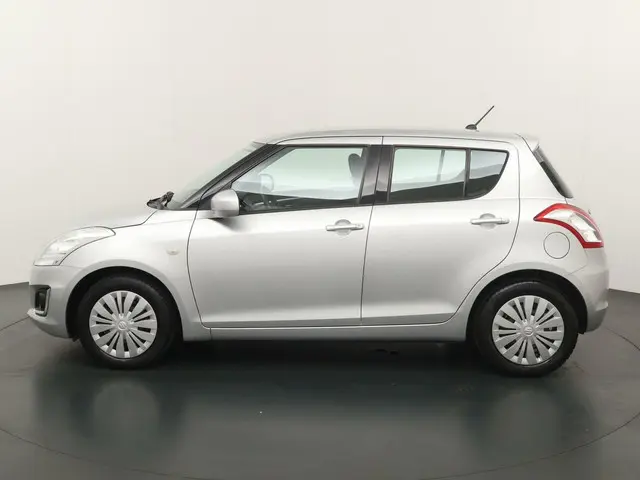 Suzuki Swift 1.2 Comfort AUTOMAAT 2015 Benzine 2