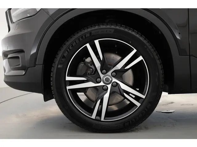 Volvo XC40 T5 Recharge R-Design 2021 Hybride Benzine 34