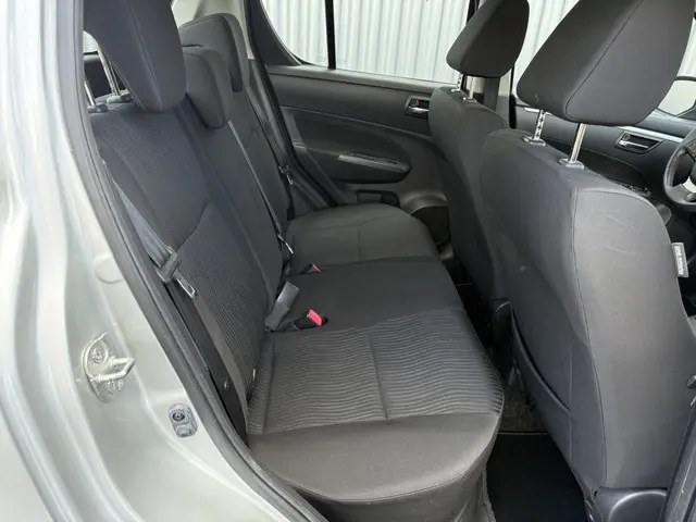 Suzuki Swift 1.2 Summer EASSS 2012 Benzine 21