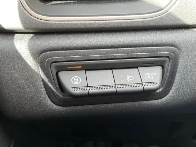 Renault Captur 1.0 TCe 90 Techno 2024 Benzine 30