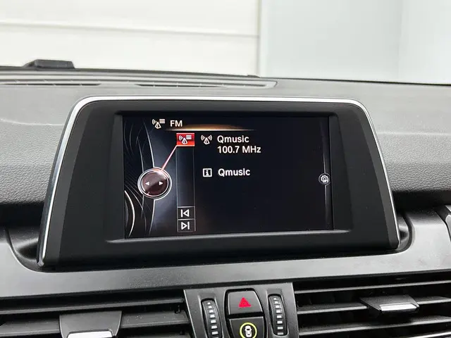BMW 2 Serie Active Tourer 218i Executive 2017 Benzine 8