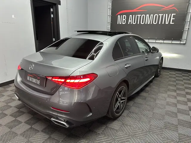 Mercedes-Benz C-Klasse 300 AMG Line 2021 Benzine 2