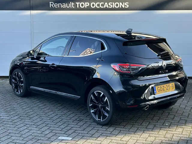 Renault Clio 1.0 TCe 90 GPF techno 2024 Benzine 6