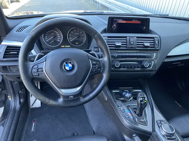 BMW 1 Serie M135i High Executive 2014 Benzine 4