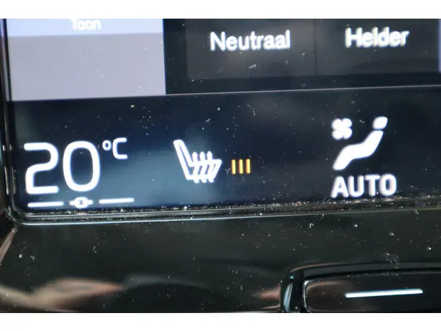 Volvo V60 2.0 T5 Inscription 2018 Benzine 30
