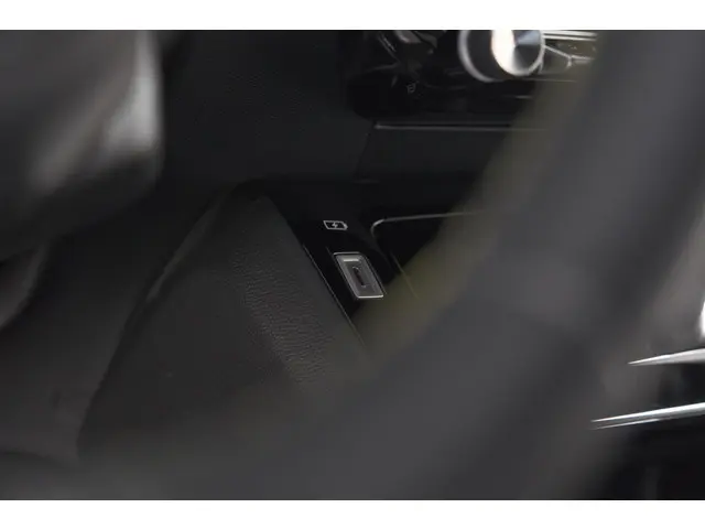 Peugeot 208 PureTech 100 GT 2021 Benzine 45