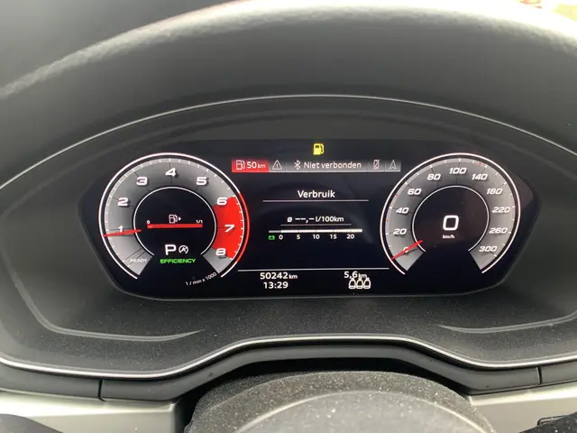 Audi A4 Limousine 40 TFSI Business Edition 2021 Benzine 11