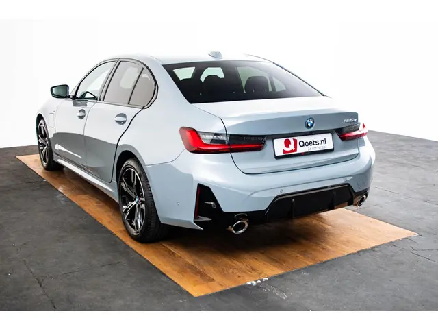 BMW 3 Serie 330e 2025 Hybride Benzine 2