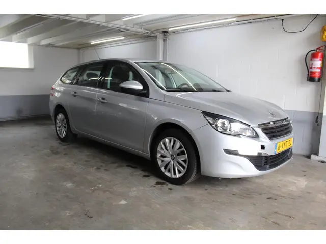 Peugeot 308 2