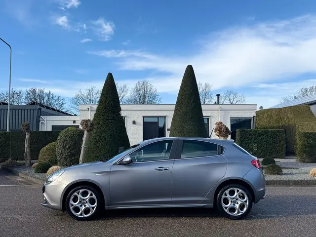 Alfa Romeo Giulietta 1.6 JTDm Super 2017 Diesel 6