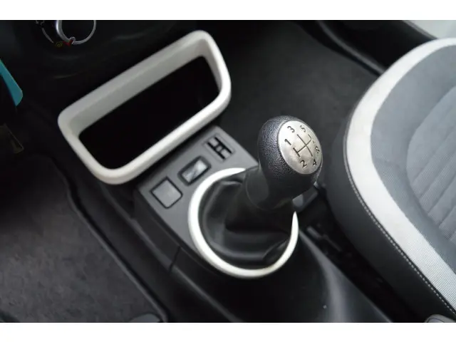 Renault Twingo 1.0 SCe Collection 2016 Benzine 18