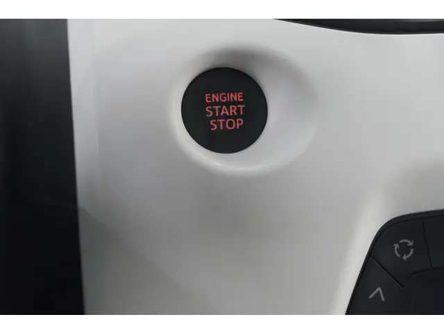 Peugeot 108 1.0 e-VTi Première 2014 Benzine 4