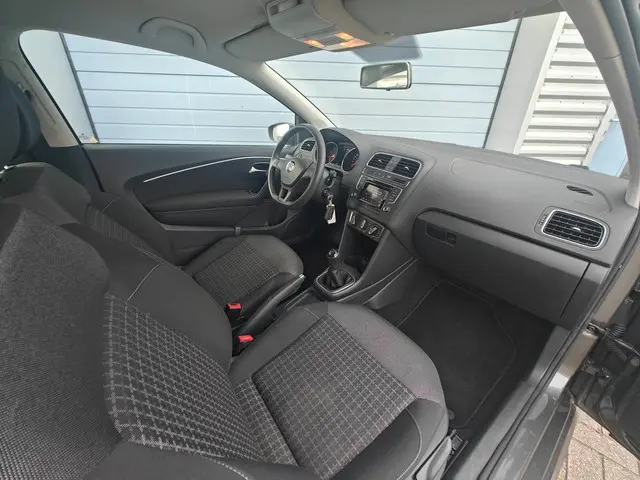 Volkswagen Polo 1.2 TSI Comfortline 2014 Benzine 10