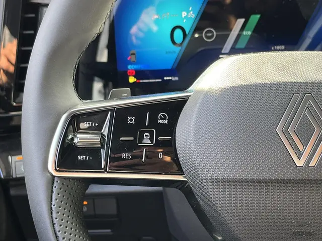 Renault Austral 1.2 TCe 160 X-tronic techno 2025 Benzine 15