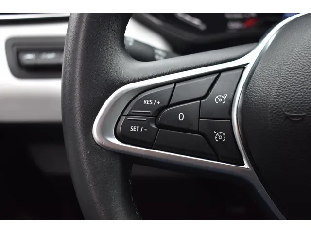 Renault Clio TCe 90 Techno 2022 Benzine 22