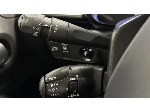 Citroën C3 1.2 PureTech Live AIRCO CRUISE. 2021 Benzine 22