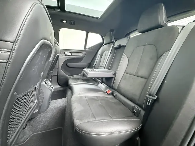 Volvo XC40 Recharge P8 AWD R-Design 2020 Elektrisch 22