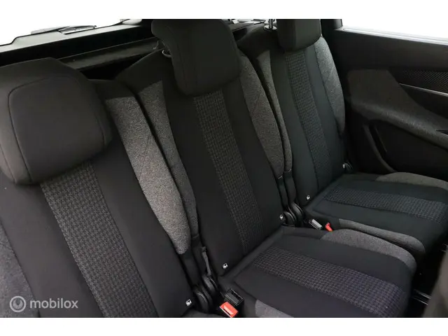 Peugeot 5008 1.2 PureTech Active 2018 Benzine 13