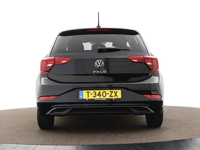 Volkswagen Polo 1.0TSI/95PK Life 2023 Benzine 21