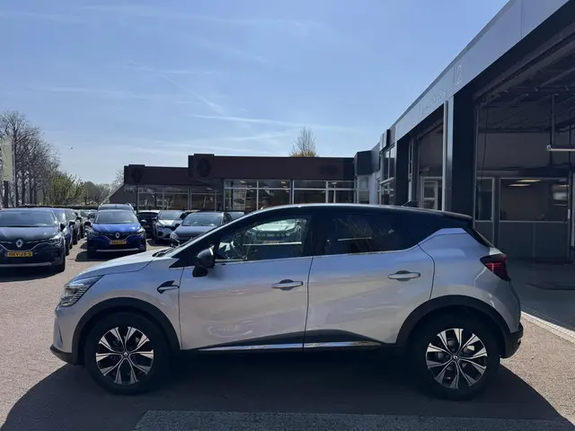 Renault Captur 1.3 TCe 140pk EDC Techno 2024 Benzine 9