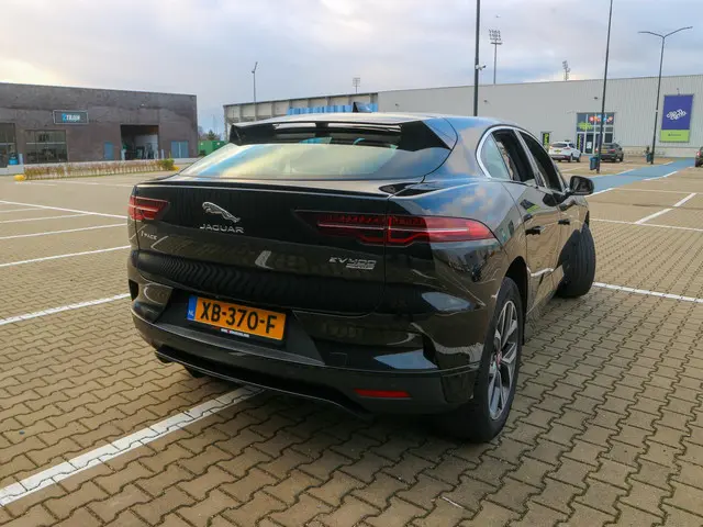 Jaguar I-PACE EV400 S 90 kWh 2018 Elektrisch 6