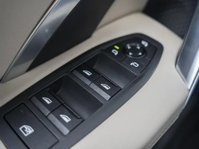 BMW iX2 eDrive20 2024 Elektrisch 29