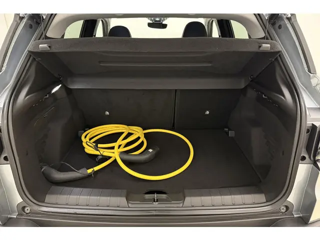 Jeep Avenger Summit 54 kWh 2025 Elektrisch 10