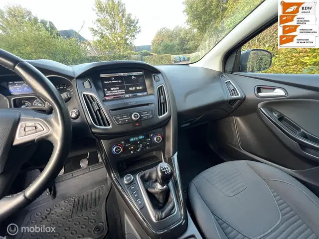 Ford Focus Wagon 1.0 Titanium 2017 Benzine 17