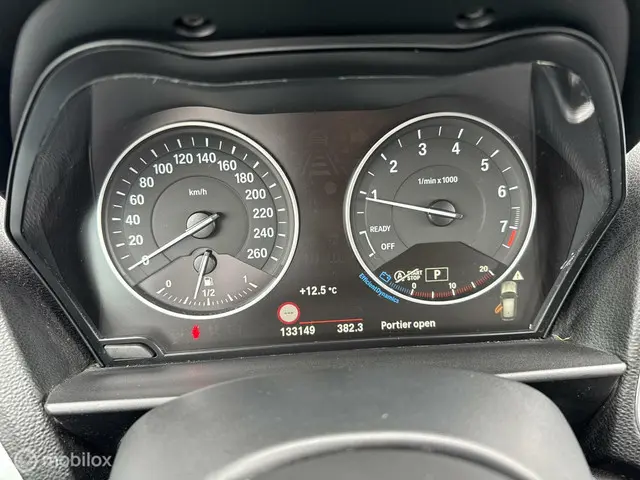 BMW 1 Serie 118i Executive VERKOCHT! 2017 Benzine 14