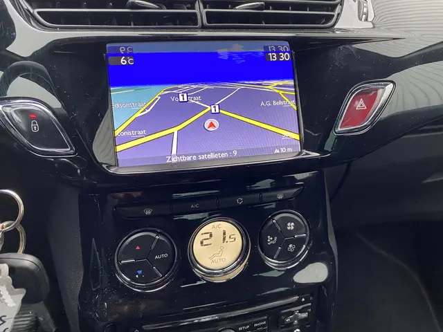 Citroën DS3 1.2 PureTech So Chic 2015 Benzine 11