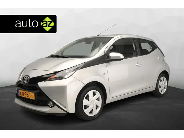 Toyota Aygo 1.0 VVT-i x-play 2016 Benzine