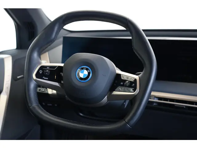 BMW iX xDrive40 2024 Elektrisch 11