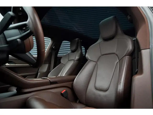 Porsche Taycan 79 kWh 2021 Elektrisch 2