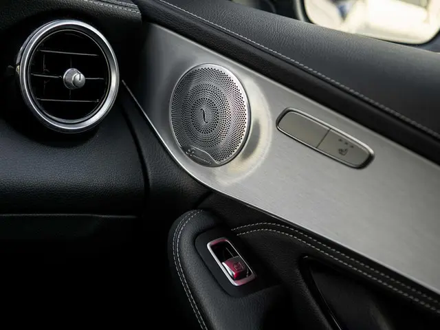 Mercedes-Benz GLC 200d 4MATIC 2020 Diesel 44