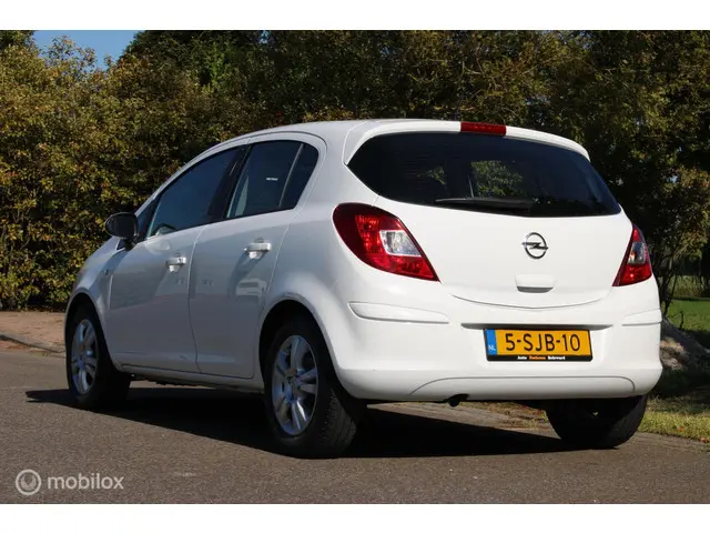 Opel Corsa 1.2 EcoFlex Design Edition 2013 Benzine 7