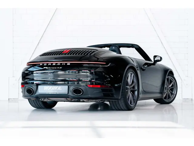 Porsche 911 Carrera 4S Cabriolet 2020 Benzine 9