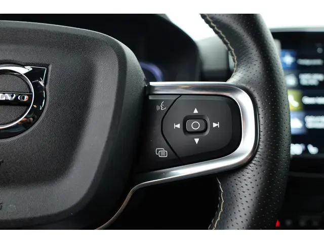 Volvo XC40 1.5 T5 Recharge R-Design 2021 Hybride Benzine 14