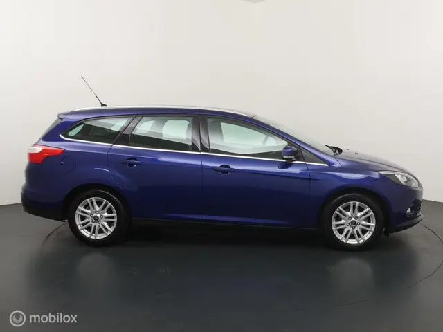 Ford Focus Wagon 1.0 EcoBoost Edition Plus 2014 Benzine 6