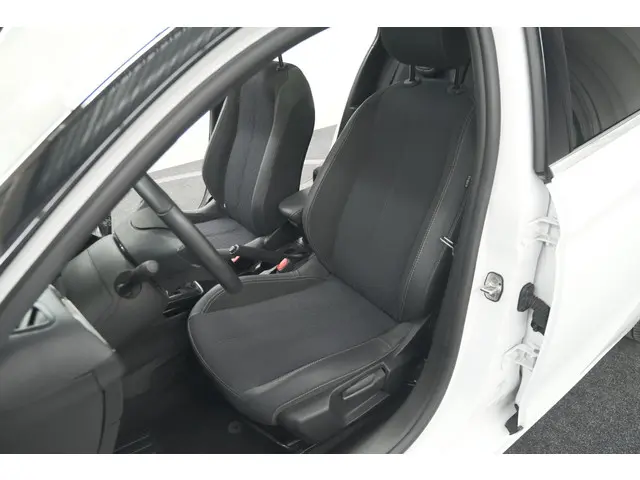 Opel Corsa 1.2 Turbo 100 Ultimate 2023 Benzine 26